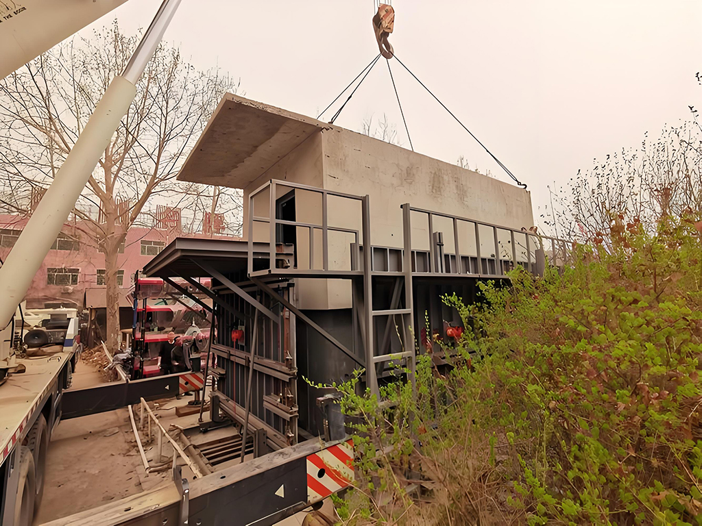 Concrete house mold